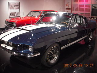 266 8zv. Gateway car museum - Shelby Cobra