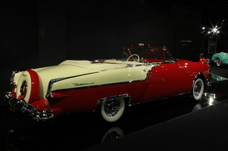 364 8zv. Gateway car museum