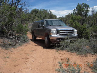 139 8zw. drive to Calamity Mine - very tough side road - truck driving a tight curve