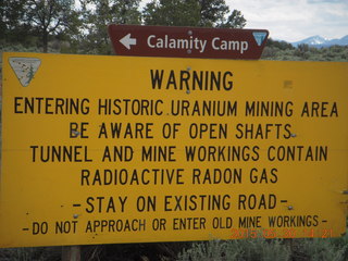 255 8zw. drive to Calamity Mine - Uranium warning sign