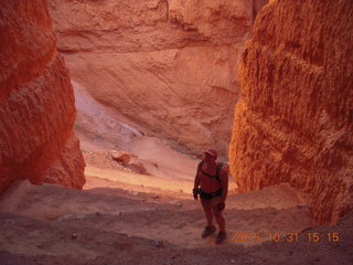31 94x. Bryce Canyon - Navajo loop + Adam