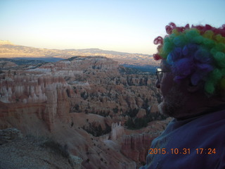 42 94x. Bryce Canyon sunset + Adam with multicolor wig