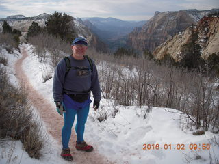 19 972. Zion National Park - Observation Point hike - Adam