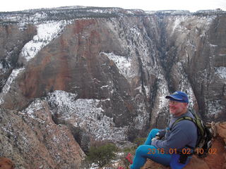 25 972. Zion National Park - Observation Point summit - Adam