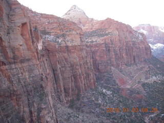22 973. Zion National Park - Canyon Overlook hike