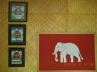 28 98t. ph's elephant poster and pictures