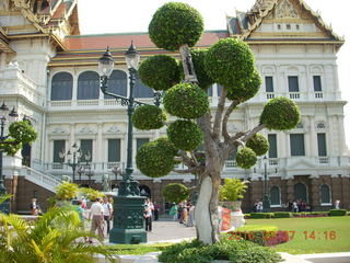 94 98t. Bangkok - Royal Palace