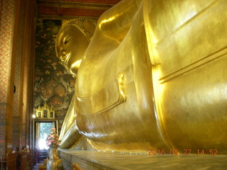 114 98t. Bangkok - lying Buddha
