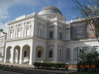 28 98v. Singapore museum
