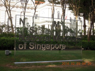 30 98v. Singapore - National Museum of Singapore sign
