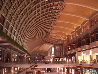 247 98v. Singapore MBS mall