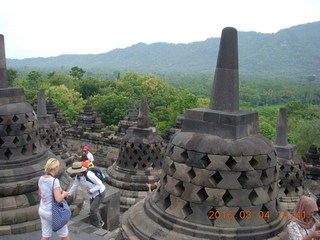 94 994. Indonesia - Borobudur temple