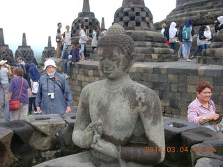 130 994. Indonesia - Borobudur temple - Buddha inside bell exposed