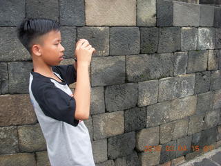 135 994. Indonesia - Borobudur temple - kid taking a picture of kids