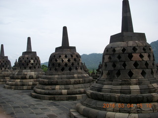 162 994. Indonesia - Borobudur temple
