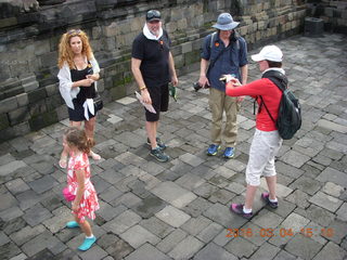 165 994. Indonesia - Borobudur temple - people