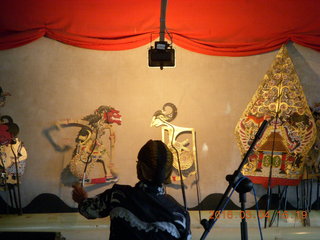 259 994. Indonesia - music and puppet show