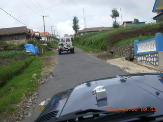 75 996. Indonesia - Jeep drive to Mt. Bromo
