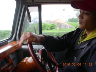 165 996. Indonesia - Mighty Mt. Bromo - Jeep drive down - Jeep driver