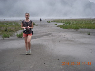 184 996. Indonesia - Mighty Mt. Bromo - Sea of Sand - friend running