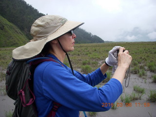 202 996. Indonesia - Mighty Mt. Bromo - Sea of Sand - taking a picture