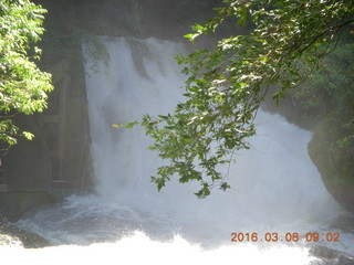 55 998. Indonesia - Bantimurung Water Park - waterfall