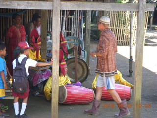 158 998. Indonesia village - musicians