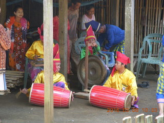 159 998. Indonesia village - musicians