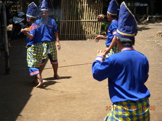 164 998. Indonesia village - dancers