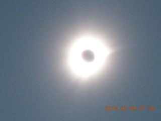 31 999. Makassar Straight total solar eclipse - totality