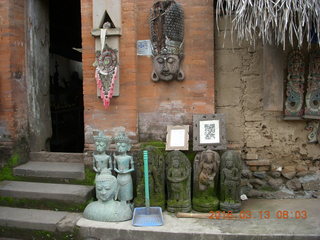 28 99d. Indonesia - Bali - Tenganan village