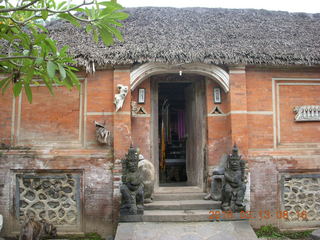 37 99d. Indonesia - Bali - Tenganan village