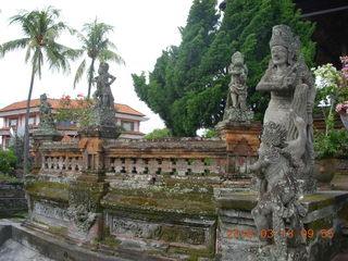 103 99d. Indonesia - Bali - temple at Klungkung