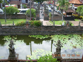 113 99d. Indonesia - Bali - temple at Klungkung