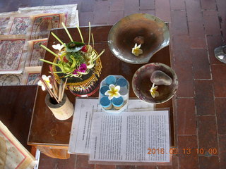 115 99d. Indonesia - Bali - temple at Klungkung - display