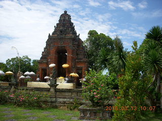 151 99d. Indonesia - Bali - temple at Klungkung