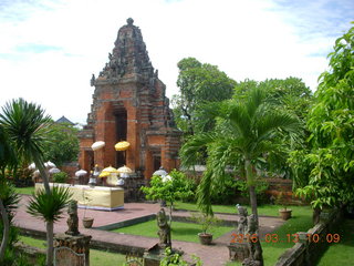 160 99d. Indonesia - Bali - temple at Klungkung