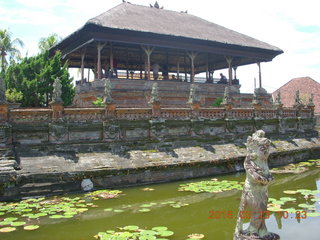 175 99d. Indonesia - Bali - temple at Klungkung