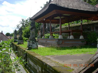 337 99d. Indonesia - Bali - Temple at Bangli +++