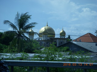 359 99d. Indonesia - Bali - bus ride - monument - mosque