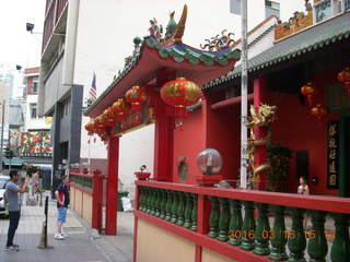47 99g. Malaysia - Kuala Lumpur food tour - Chinese temple