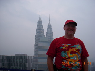 222 99h. Malaysia - Kuala Lumpur - Heli Lounge Bar - twin Petronas towers and Adam