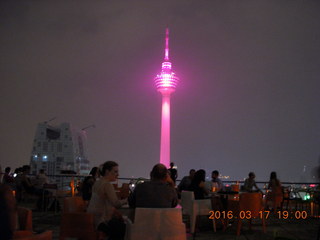 244 99h. Malaysia - Kuala Lumpur - Heli Lounge Bar- KL tower in red