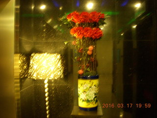 256 99h. Malaysia - Kuala Lumpur - flowers in Geo Hotel