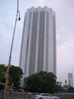 13 99j. Malaysia, Kuala Lumpur, Geo Hotel run - building across the street like taj mahal