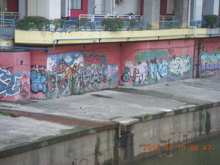 36 99j. Malaysia, Kuala Lumpur, Geo Hotel run - canal graffiti