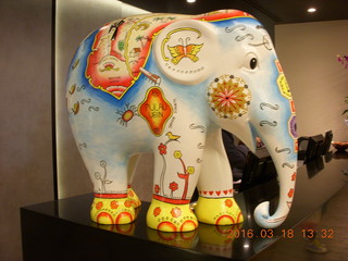 75 99j. elephant at airline club