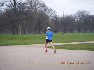 4 99m. London runner