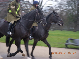 6 99m. London run - horses