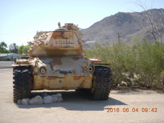 Sean's pictures - Chiriaco Summit (L77) - Patton tank museum